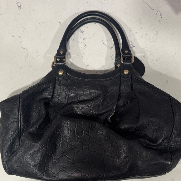 Gucci Hobo Bag in Black with Gold - Picture 6 of 9